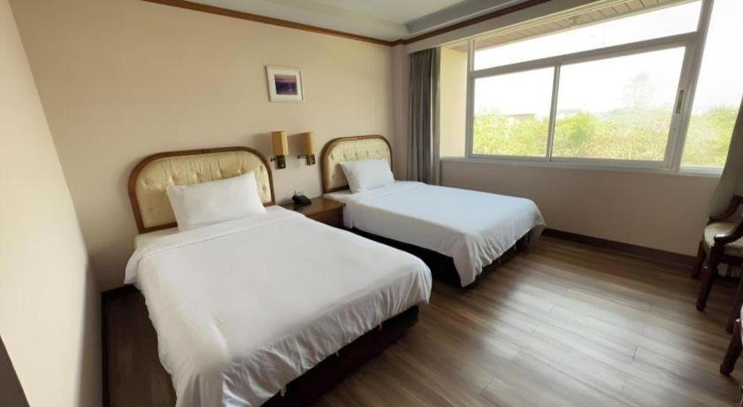 Western Grand Hotel Ratchaburi Ban Bang Kra Exteriör bild