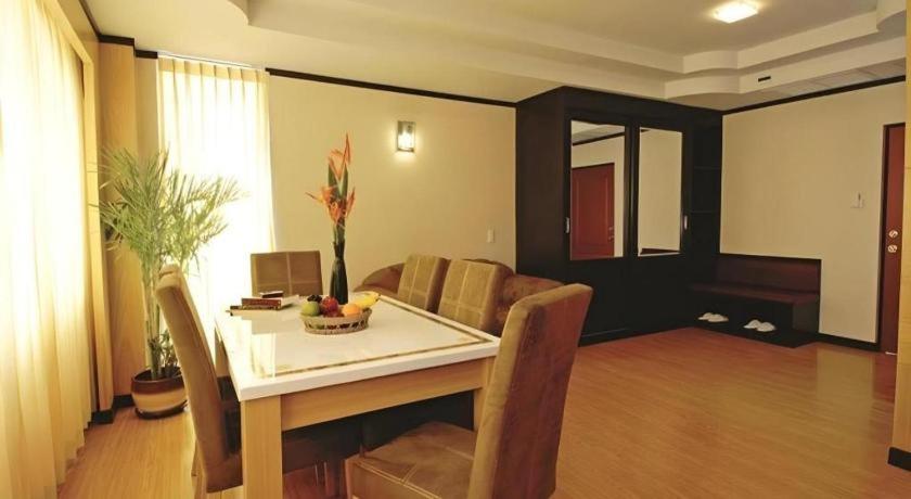 Western Grand Hotel Ratchaburi Ban Bang Kra Exteriör bild